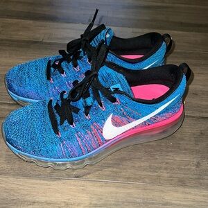 Nike Flyknit Running Shoes
